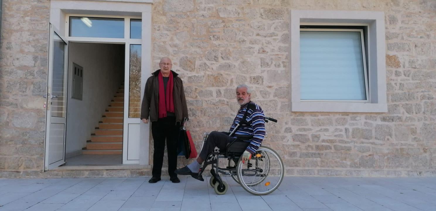 U Oklaju otvorena izložba Miljenka Luke Jurića i Davora Dragičevića