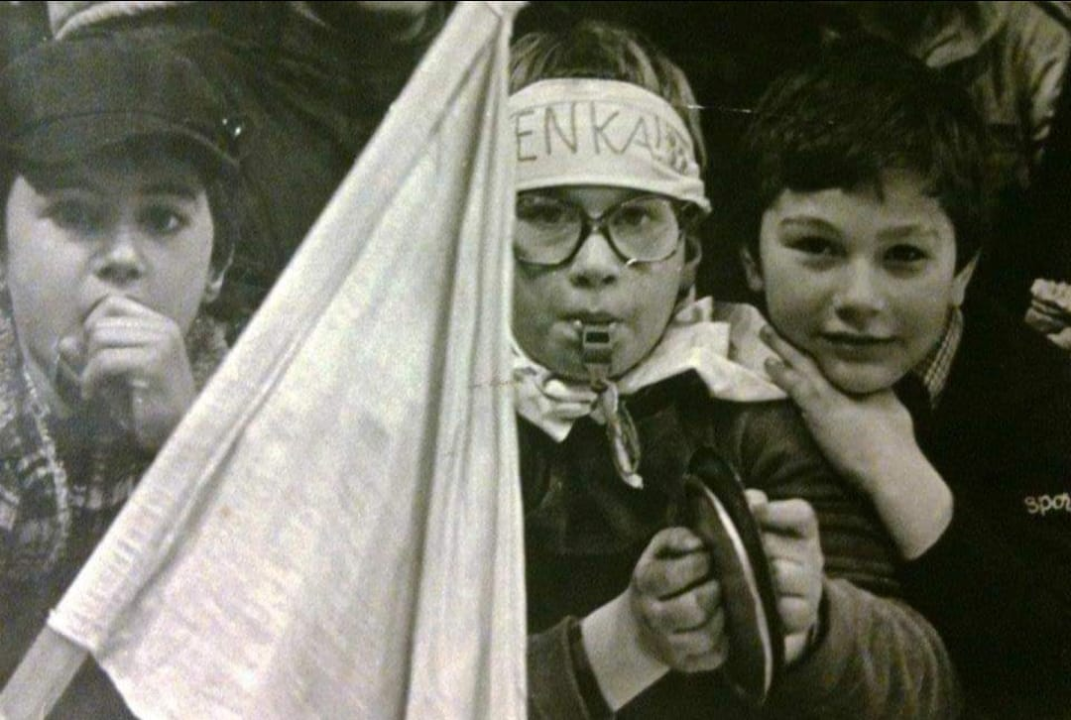 Navijači Šibenke s legendarne fotografije: 'Za utakmice smo krali lancune i pijate od baba'