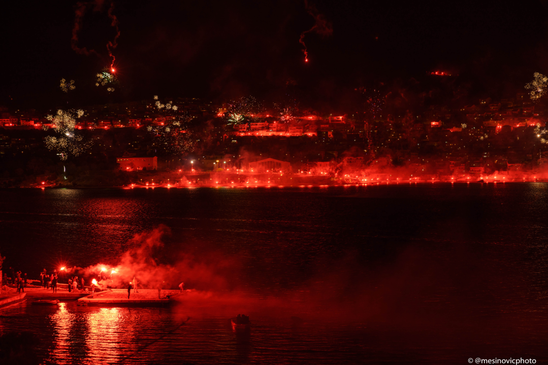 Spektakularni kadrovi: Narančasta noć pamtit će se još dugo!