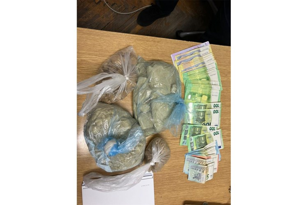 Rekordna zapljena heroina u Šibeniku: Kod 48-godišnjeg muškarca nađeno 2,2 kilograma