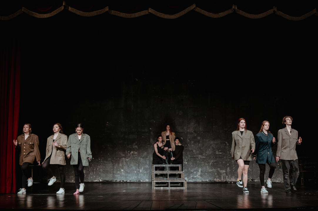 Fenomenalna predstava dramskog studija Ivana Jelić: ‘Repertoar’ traži granicu umjetnosti i profita