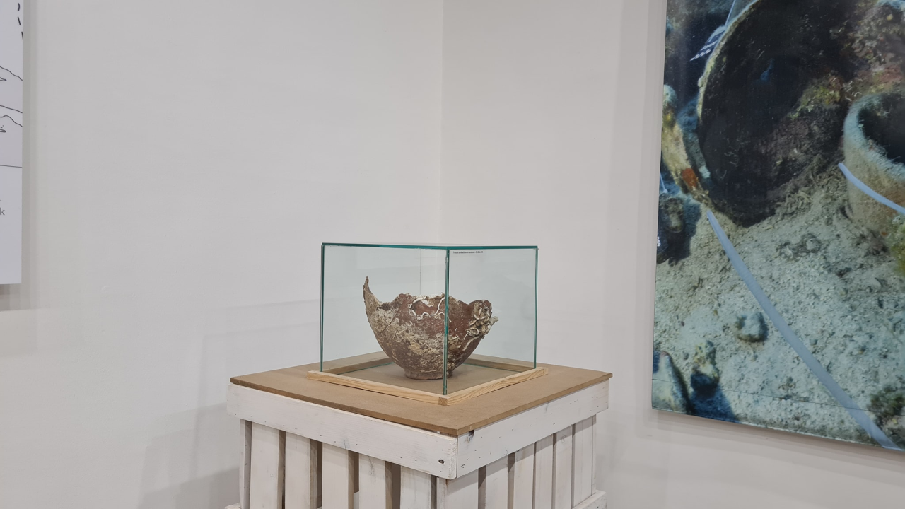 U muzeju otvorena izložba o brodolomu kod otoka Žirja