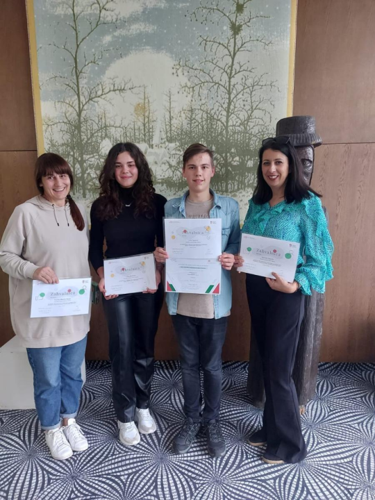 Učenik Katoličke škole Luka Popović državni je prvak u talijanskom jeziku, gimnazijalka Cvita Božikov četvrta 