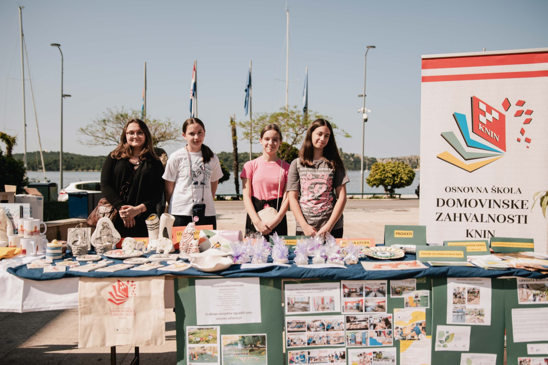 Učenici srednjih i osnovnih škola obilježavaju Dan Šibensko-kninske županije: 'Nadam se da ćete svi tu ostati' 