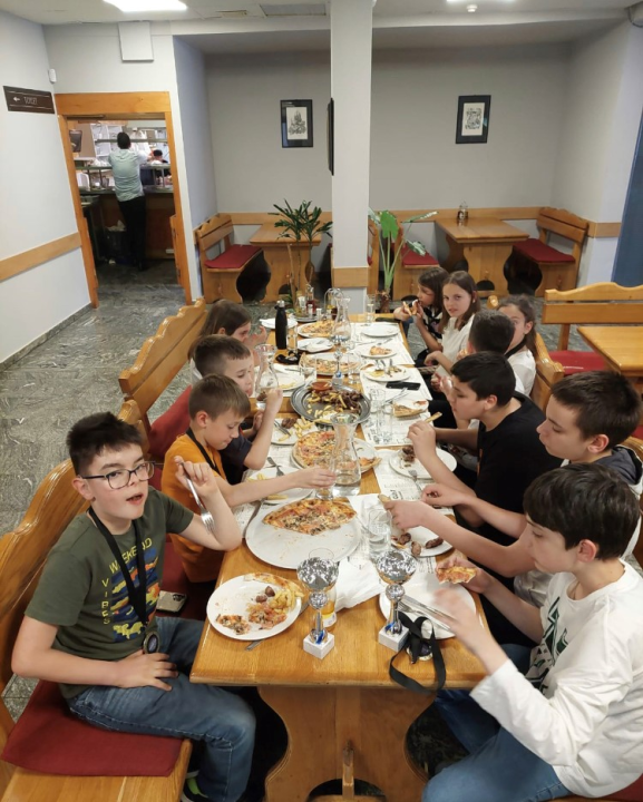 Šibenski karataši vratili se iz Splita sa 14 medalja 