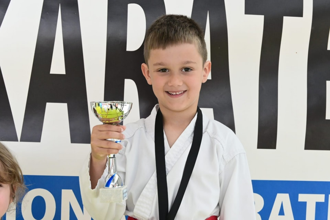 KK Okit opet najbolji: Iz Splita se vratili sa 42 medalje i peharom za najbolji klub turnira  