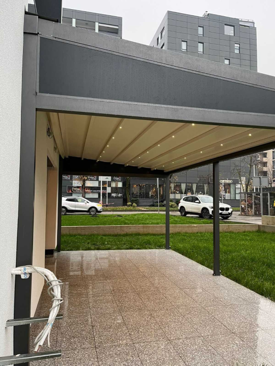 Uredite svoj balkon ili terasu kvalitetnom tendom po mjeri! 