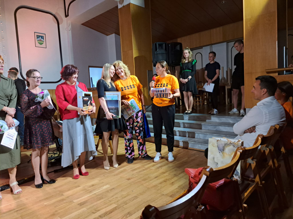 Najmlađi šibenski pjevači 'Cvrčci' nastupili na smotri dječjih zborova u Ravnoj Gori