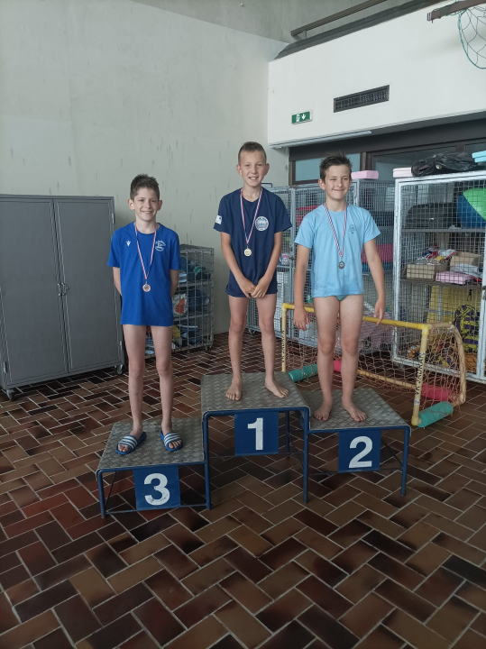 Uspjeh Plivačkog kluba 'More': Do medalja doplivali Luna Kunčić, Mate Džepina i Petar Stegić 