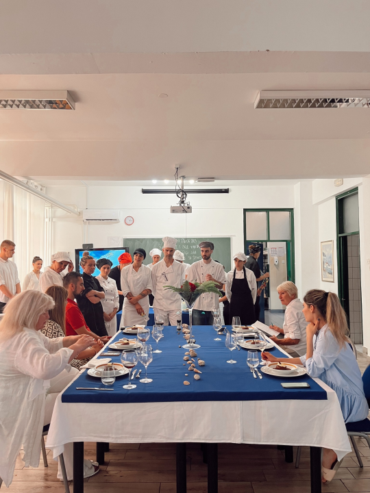 Petnaest polaznika uspješno je završilo praktični dio programa prekvalifikacije POU Šibenik!