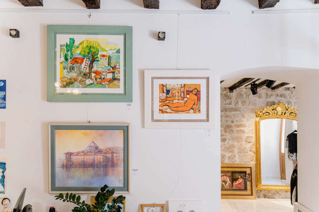 Galerija Juraj Dalmatinac slavi 9. rođendan i časti vas popustima!