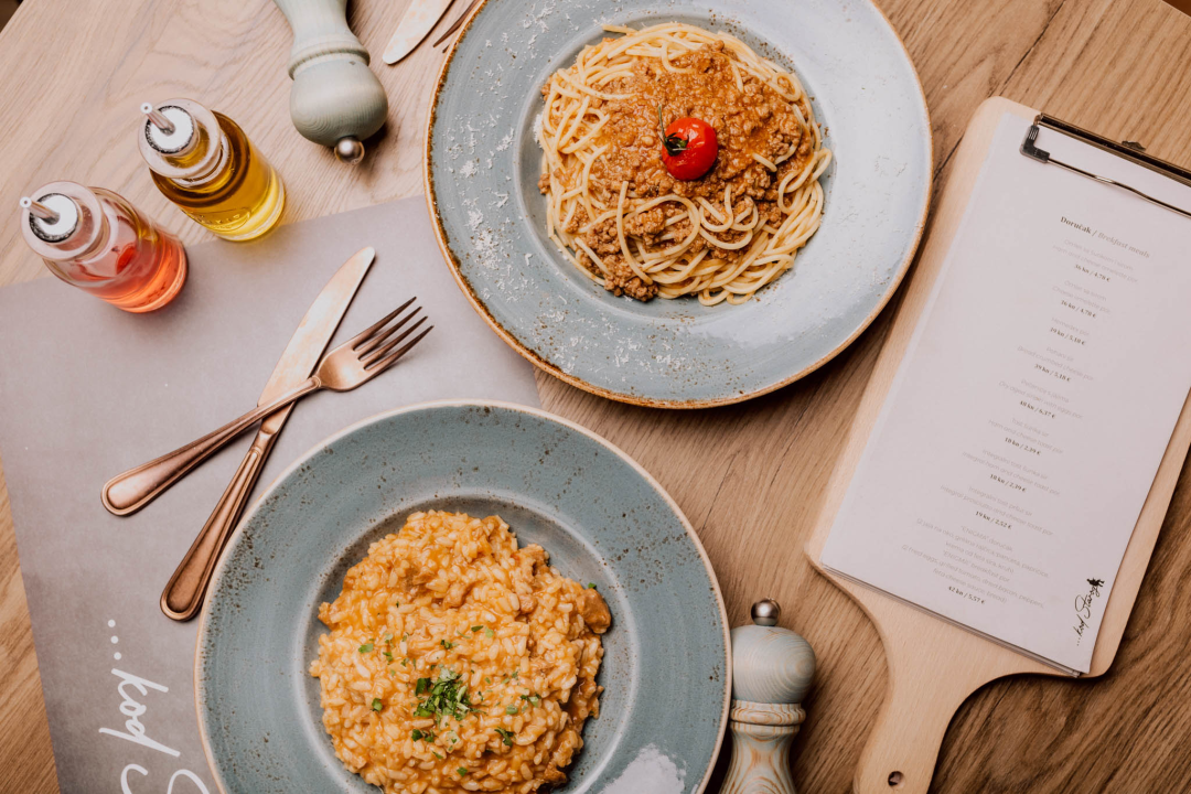 'Kod Starog' oduševite svoje nepce savršeno pripremljenim steakovima od Charolais govedine! 