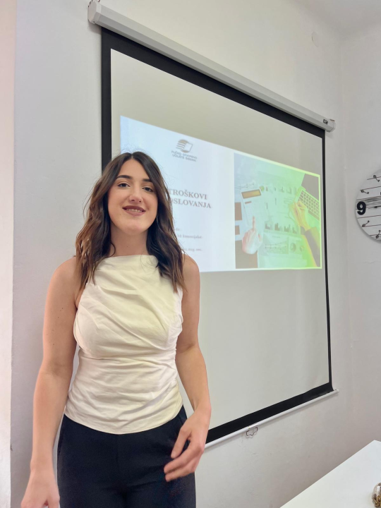 Polaznici POU Šibenik uspješno obranili završne radove: 'Cjeloživotno obrazovanje je najbitnije!'