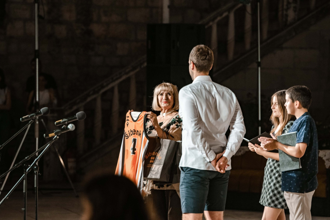 'Dražen' zatvorio 63. MDF: Gledatelji oduševljeni predstavom o košarkaškom Mozartu