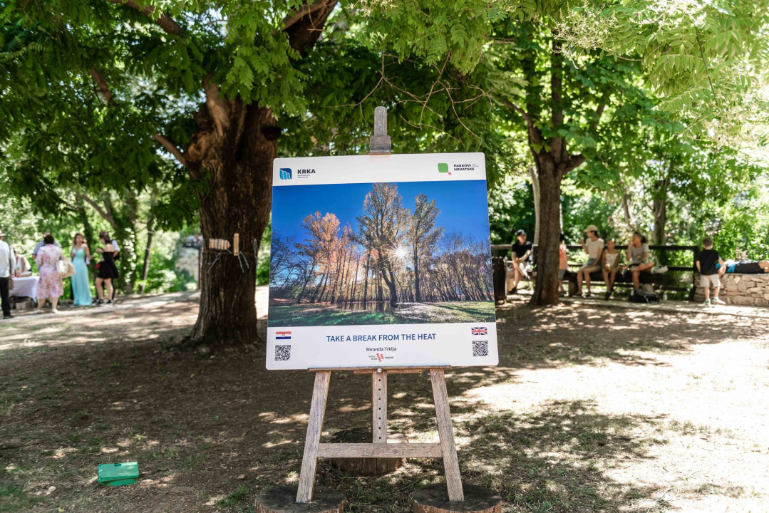U NP Krka otvorena izložba fotografija: 'Cilj je osvijestiti važnost šuma za smanjenje utjecaja klimatskih promjena' 
