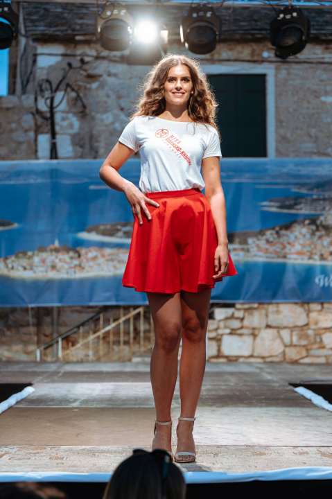 Antea Krnić nova je miss Šibensko-kninske županije