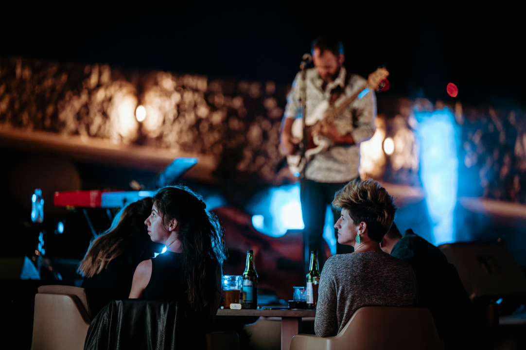 Vedran Ružić na Baroneu oduševio sa '6 metara', zanimljivim dokumentarcem pa jazz koncertom