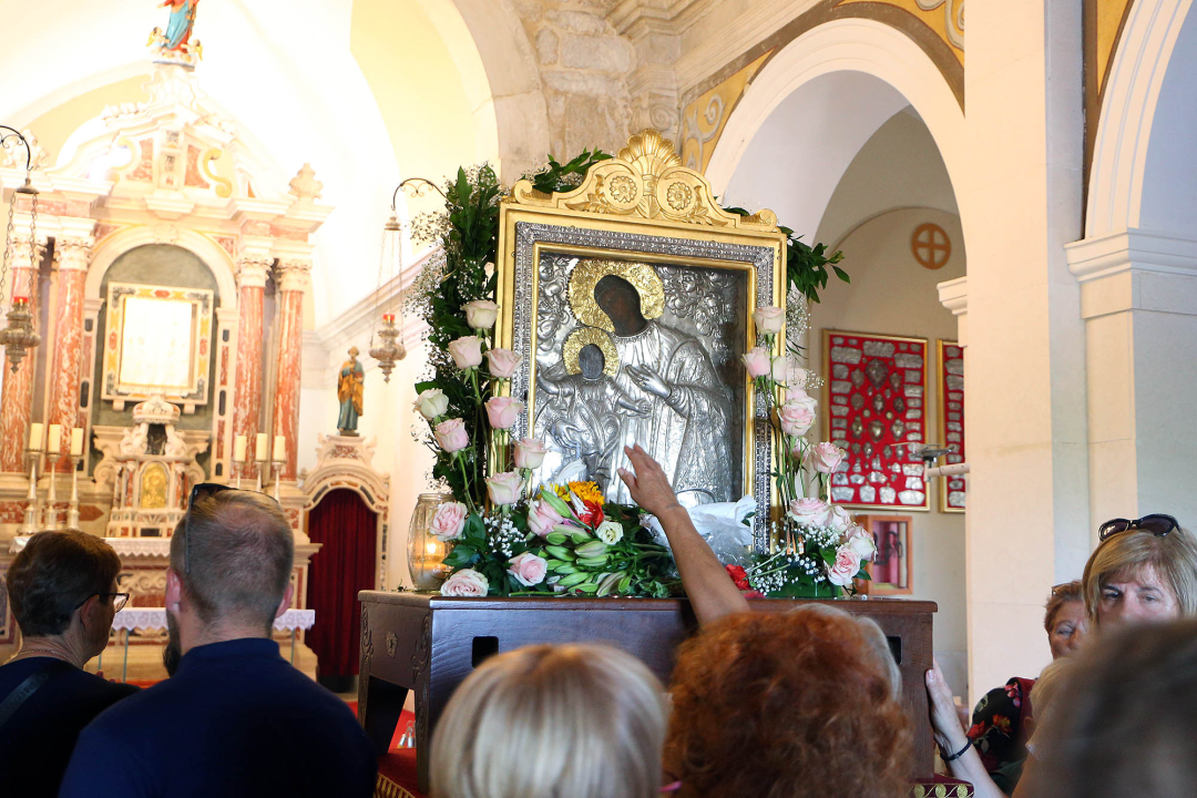 Večer uoči Velike Gospe brojni vjernici hodočastili u Vrpolje