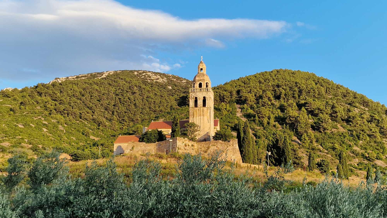 Morska avantura posade ŠibenikIN-a: Jako jugo, promjena ruta i nezaboravni dani na prekrasnoj jedrilici