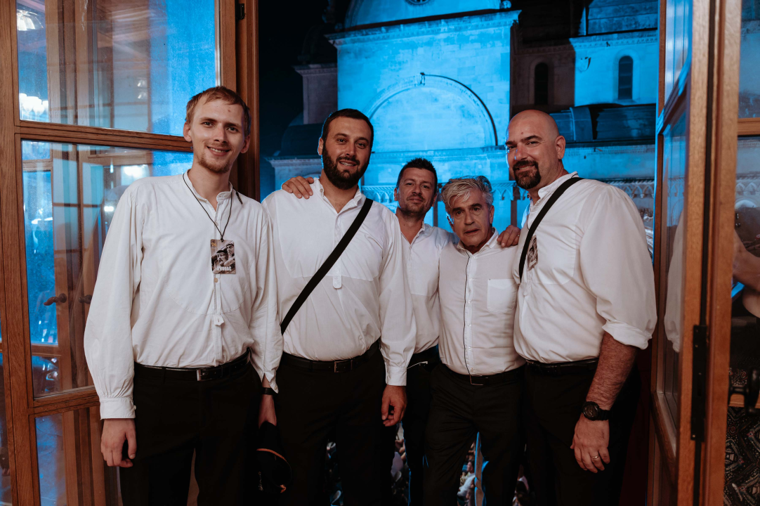 U Vijećnici uvijek zanimljivo: 'Osnovale smo klapu Oronule hostese, prijaviti ćemo se dogodine’