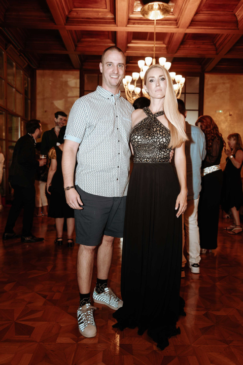 U Vijećnici uvijek zanimljivo: 'Osnovale smo klapu Oronule hostese, prijaviti ćemo se dogodine’