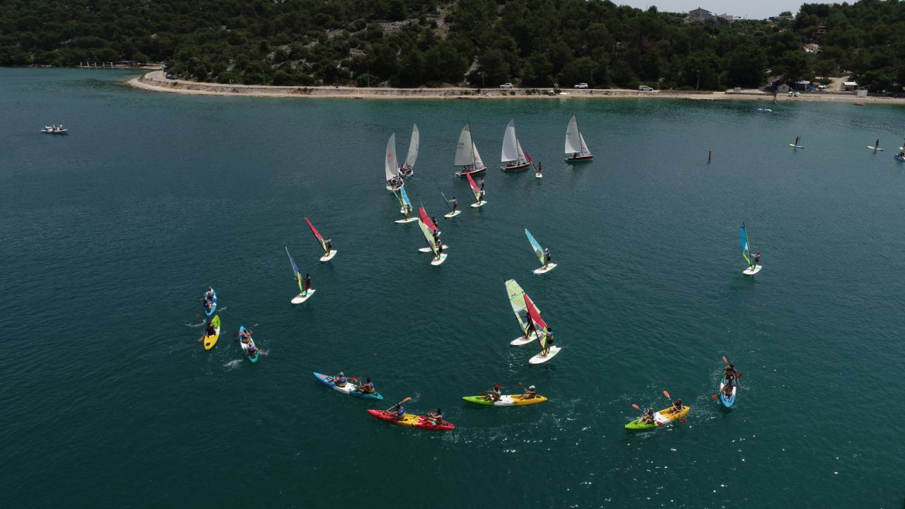 Ove djevojke i mladići budućnost su hrvatskog nautičkog turizma