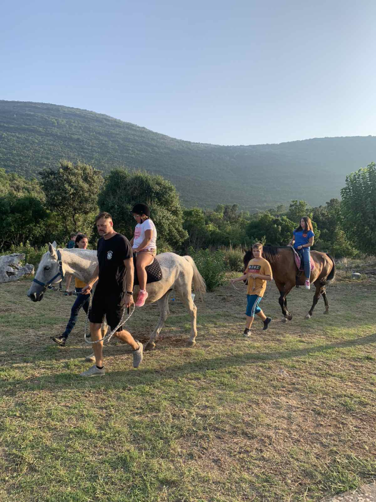 Gracija je kostimografkinja koja se iz Zagreba vratila u Zagoru i danas se bavi uzgojem konja