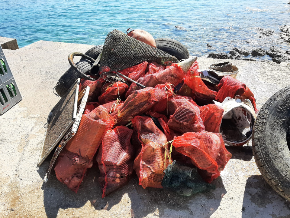 Čuvajmo Jadran zajedno: Duž obale održana velika simultana akcija čišćenja podmorja 