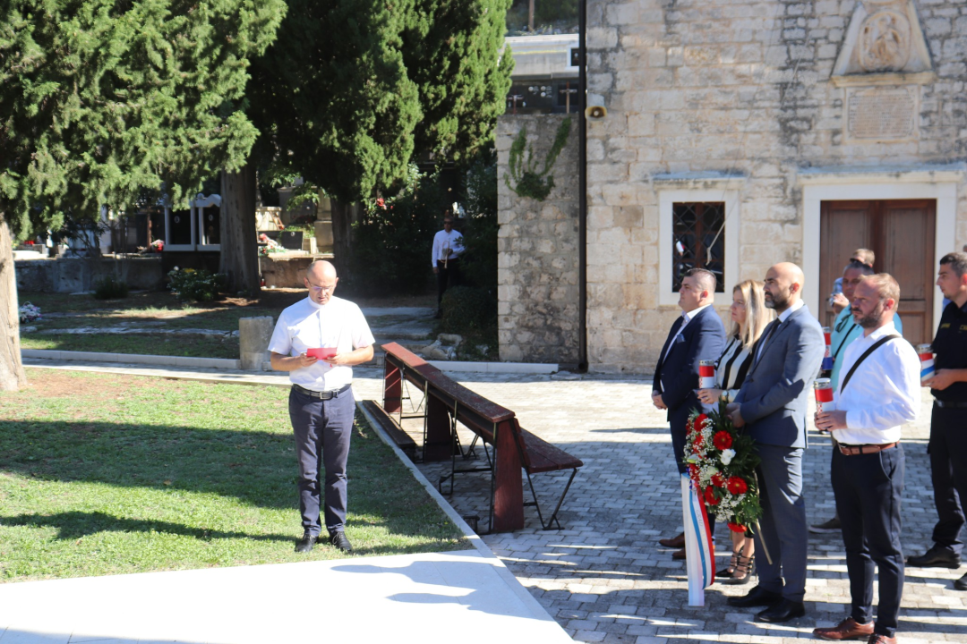 Nagrada Grada Skradina posthumno dodijeljena Ivanu Šišku