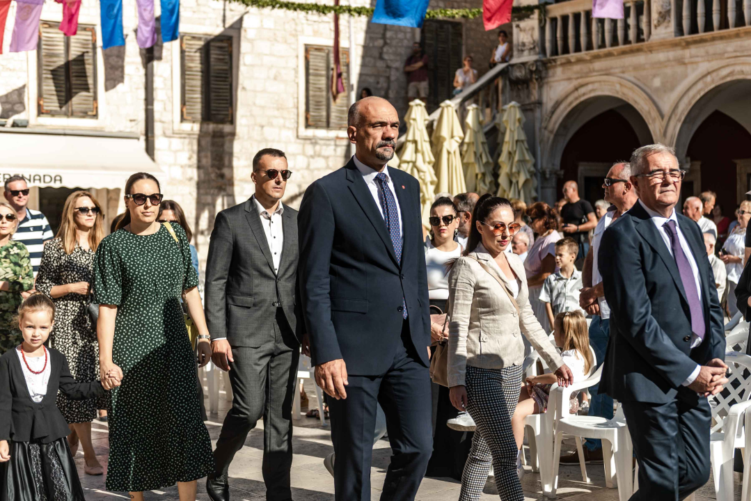 Misom i procesijom obilježen Dan grada i blagdan sv. Mihovila