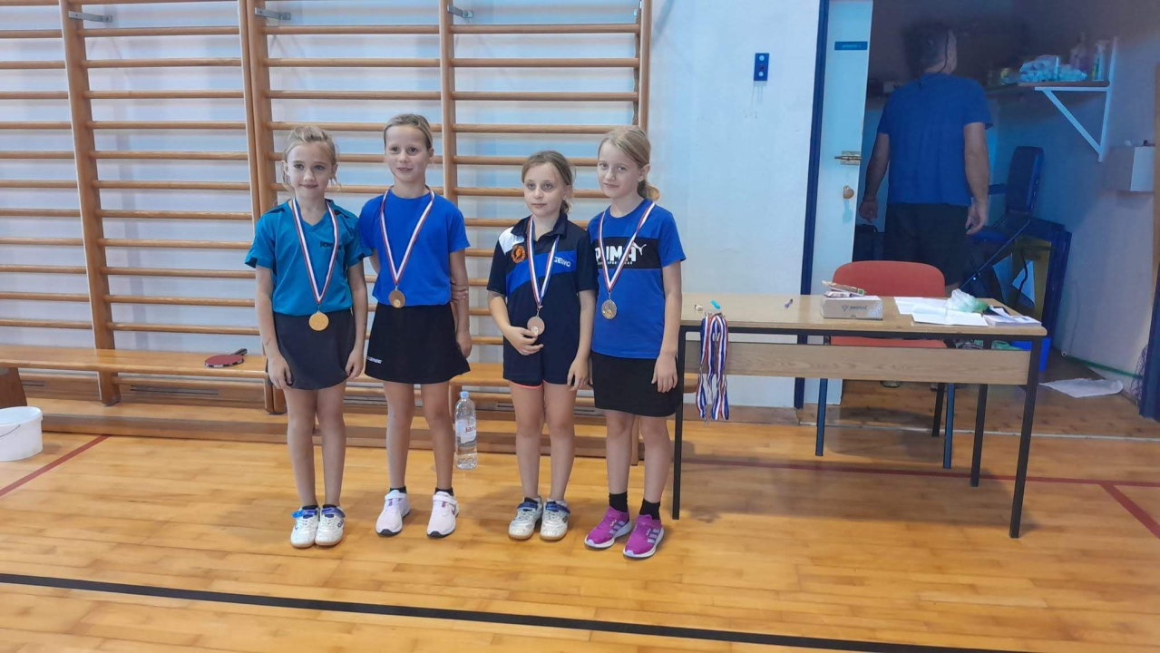 Dobar uspjeh malih šibenskih stolnotenisača u Veloj Luci