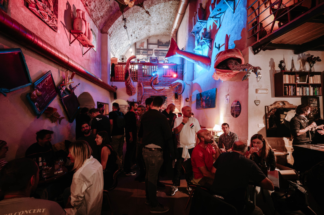 Post pankeri 'Algiers' energičnim koncertom 'shookirali' sinoć publiku u Šibeniku 