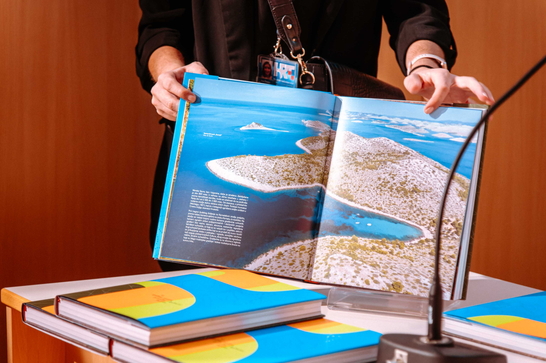 U knjižnici predstavljena monografija o 15 godina rada JU Priroda Šibensko-kninske županije