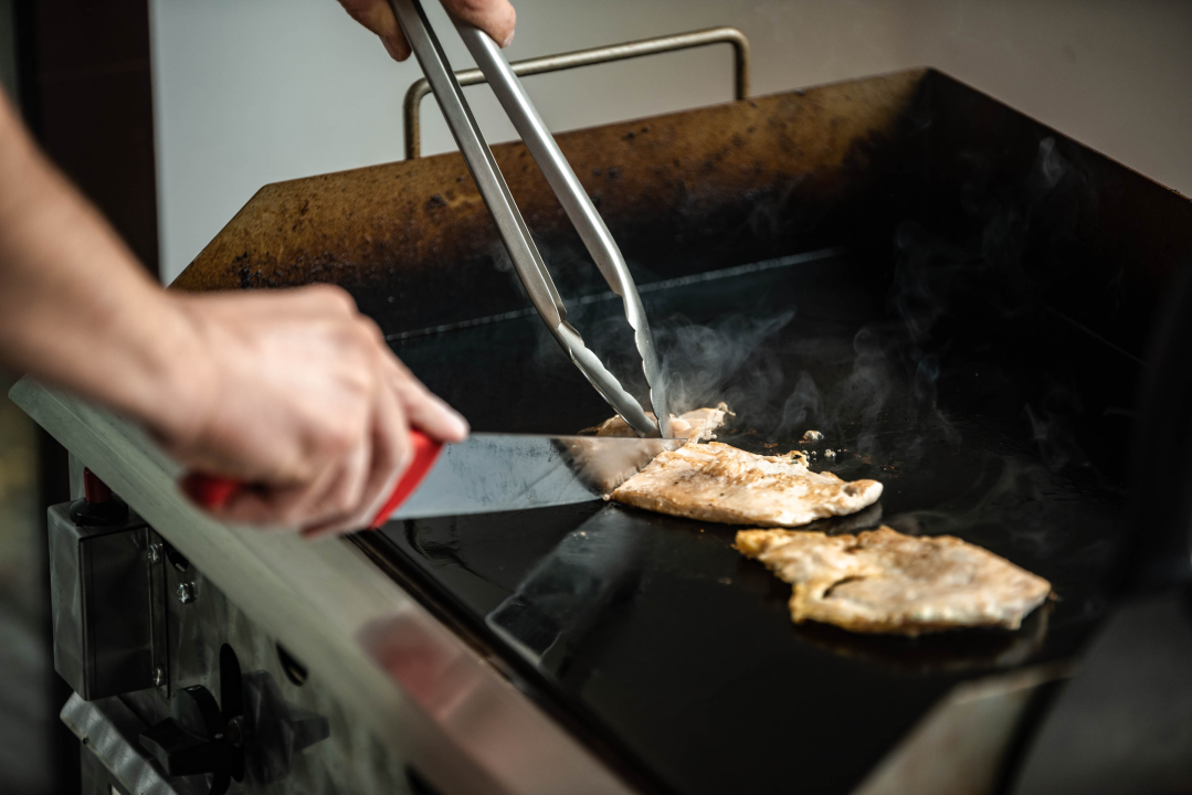 Isprobajte slasna jela s roštilja odličnog Food Studija! 