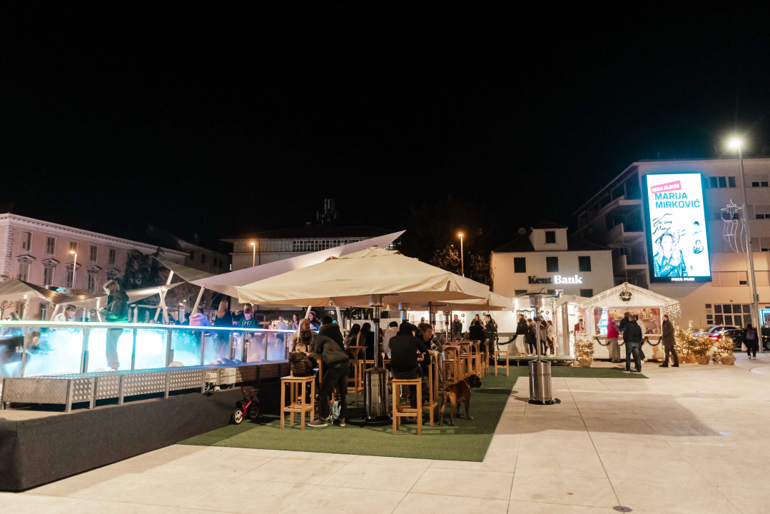 Šibenčani proklizali: Otvorena atraktivna ledena površina na Poljani 