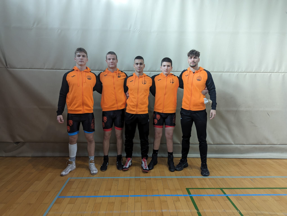 Dobri rezultati za šibenske hrvače prošlog vikenda: Stariji četvrti, mlađi osvojili četiri bronce