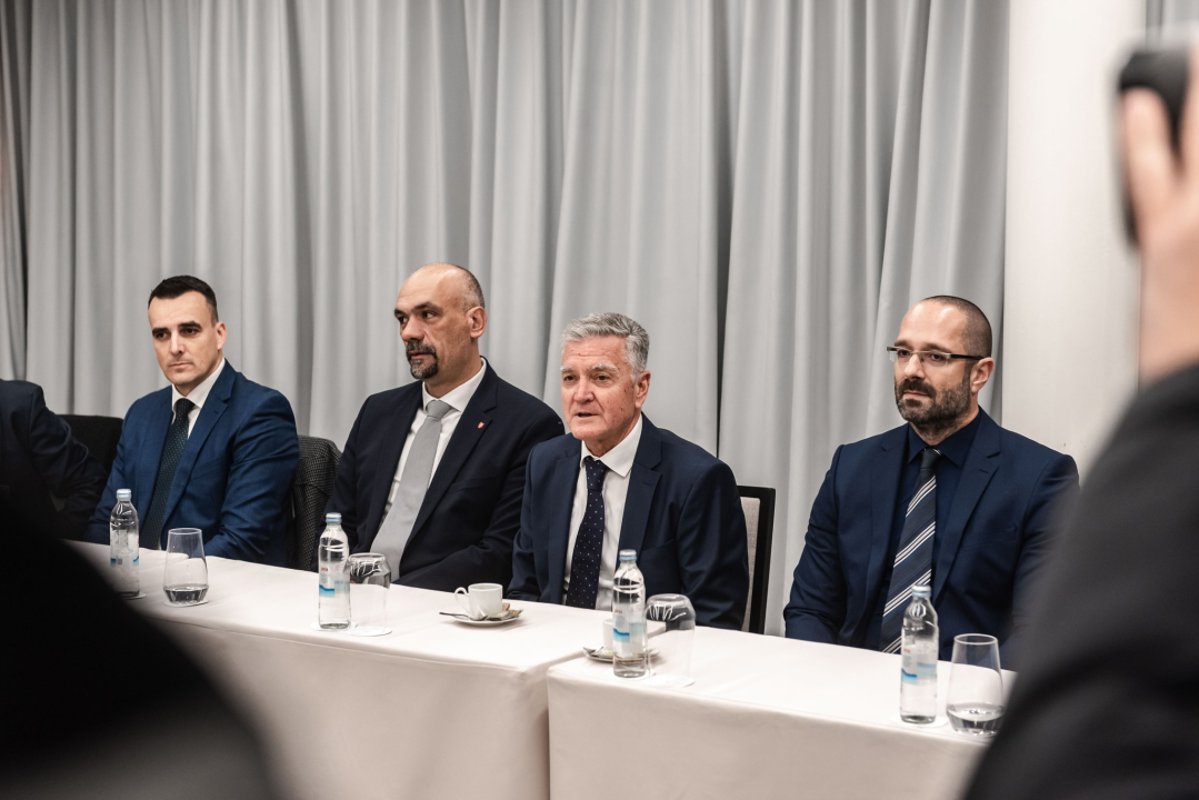 Premijer Plenković posjetio Šibenik: Sastao se s gradonačelnikom Burićem i sudjelovao na svečanosti u Solarisu 