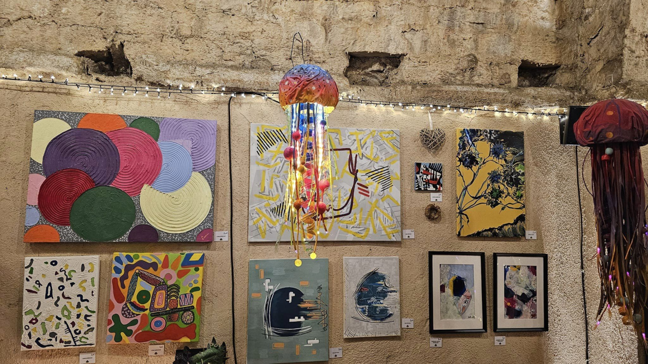 U Azimutu otvorena jedinstvena art &amp; craft izložba 'Božićni tinel'