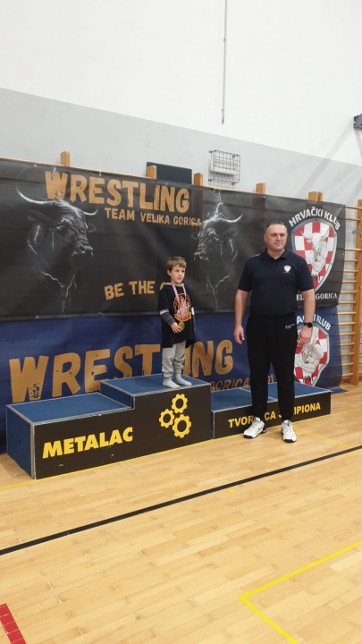 Zlatni vikend za šibenske hrvače: Medaljama se okitili Višnjić, Bulat, Erceg i Nakić