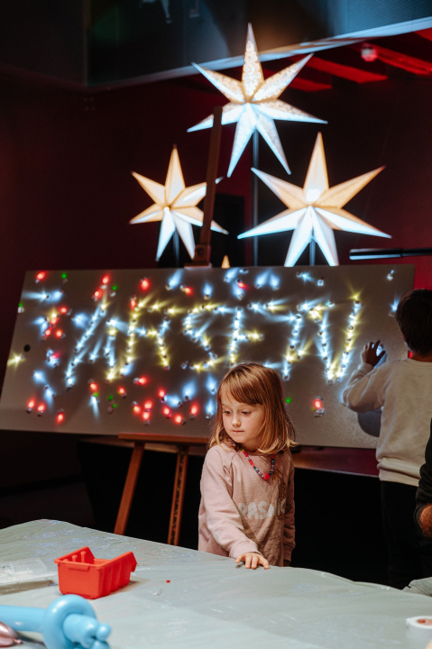 Arsenturica je pun pogodak, djeca jučer izrađivala magnetne svjetleće ‘bacalice’ 