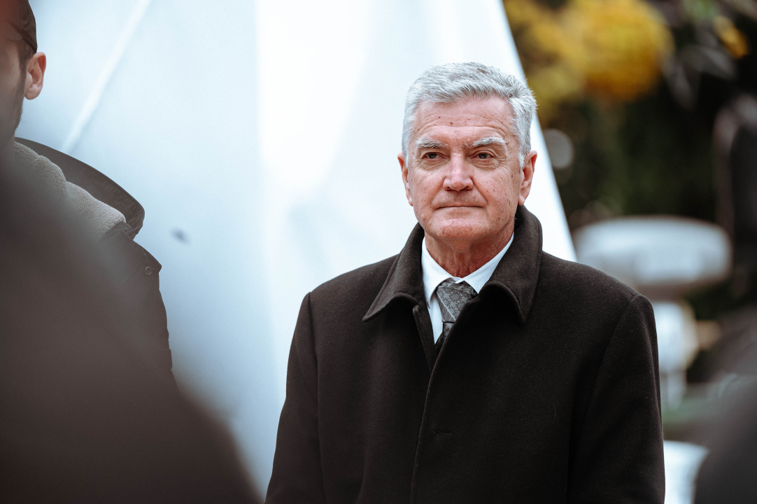 Umjetnička instalacija u spomen na Dražena Petrovića svečano otkrivena u đardinu