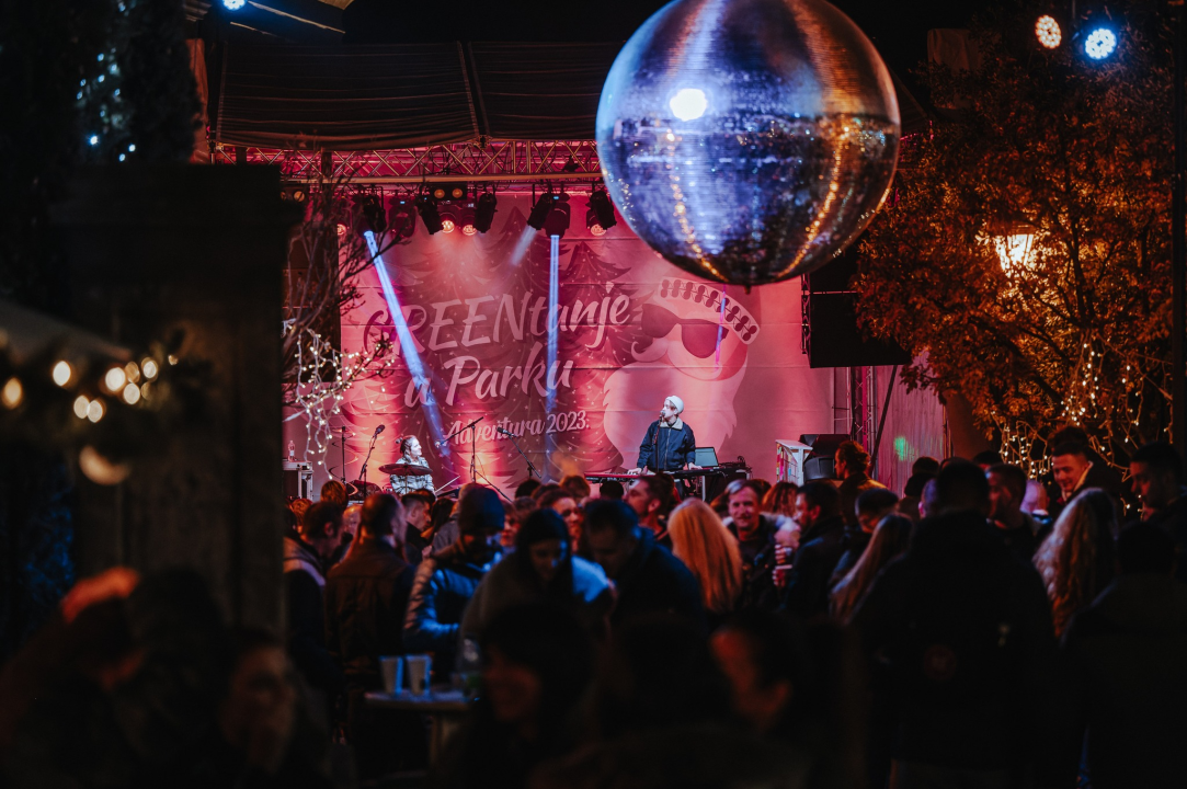 Djevojke koje polako postaju svjetska glazbena atrakcija rasplesale ekipu na Adventuri