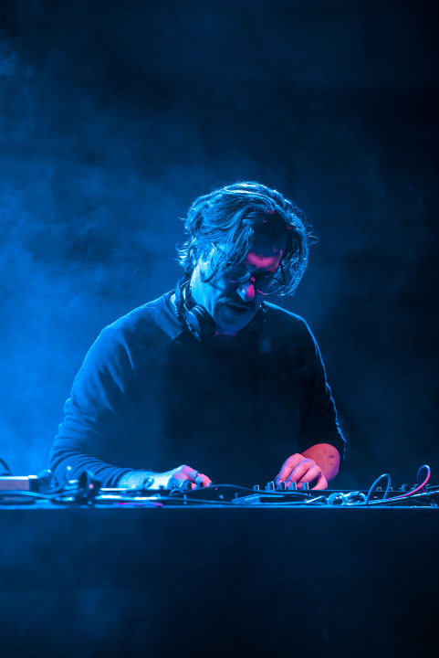 Spektakularan uvod u najluđu noć u godini: Parov Stelar oduševio Šibenčane  