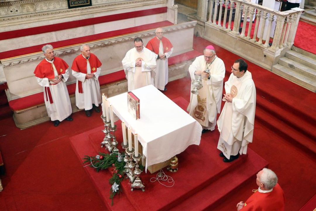 Biskup na Novu Godinu predvodio misu