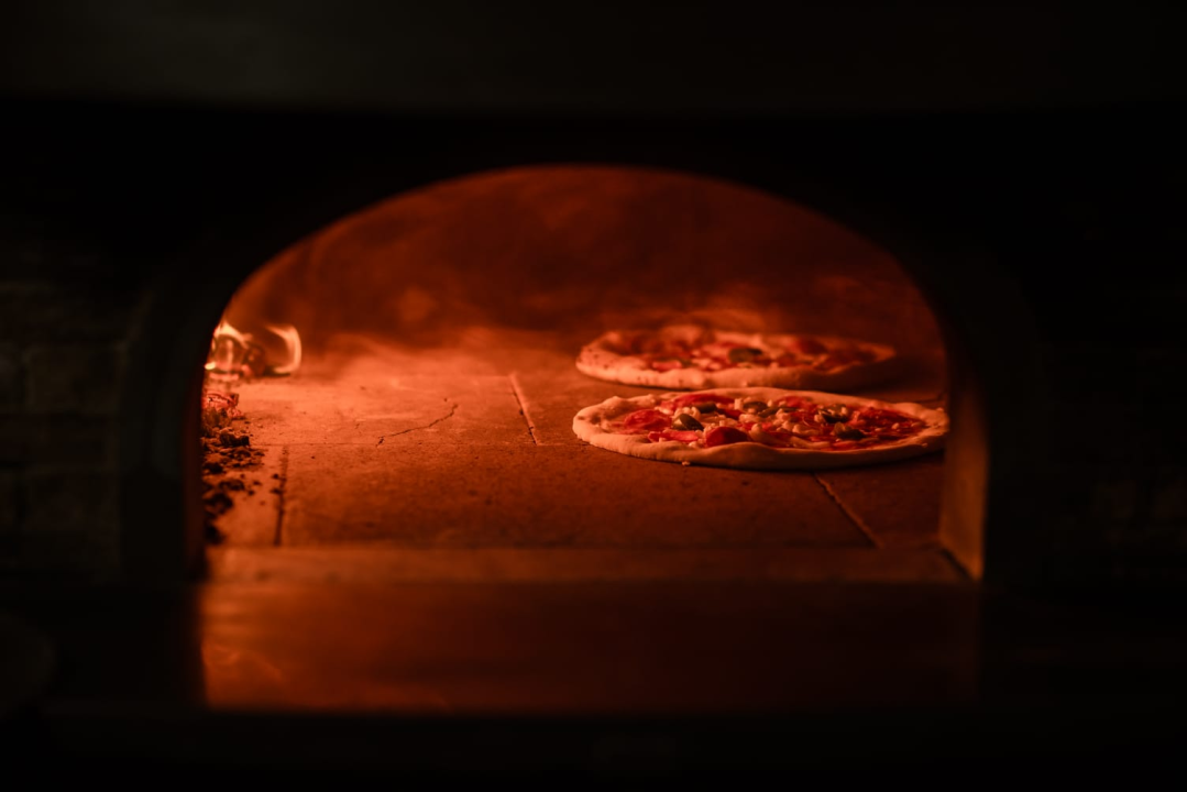 Povedite svoje najbliže i uživajte u vrhunskim zalogajima iz pizzerije Victoria! 