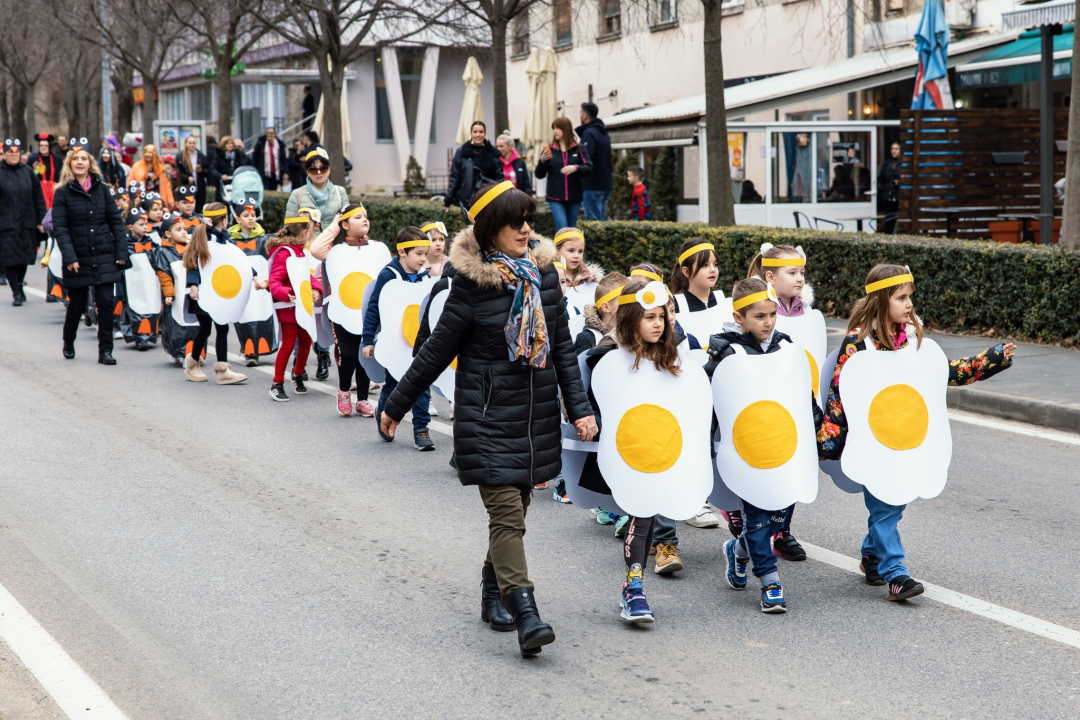 U četvrtak maškare preuzimaju vlast u Kninu!
