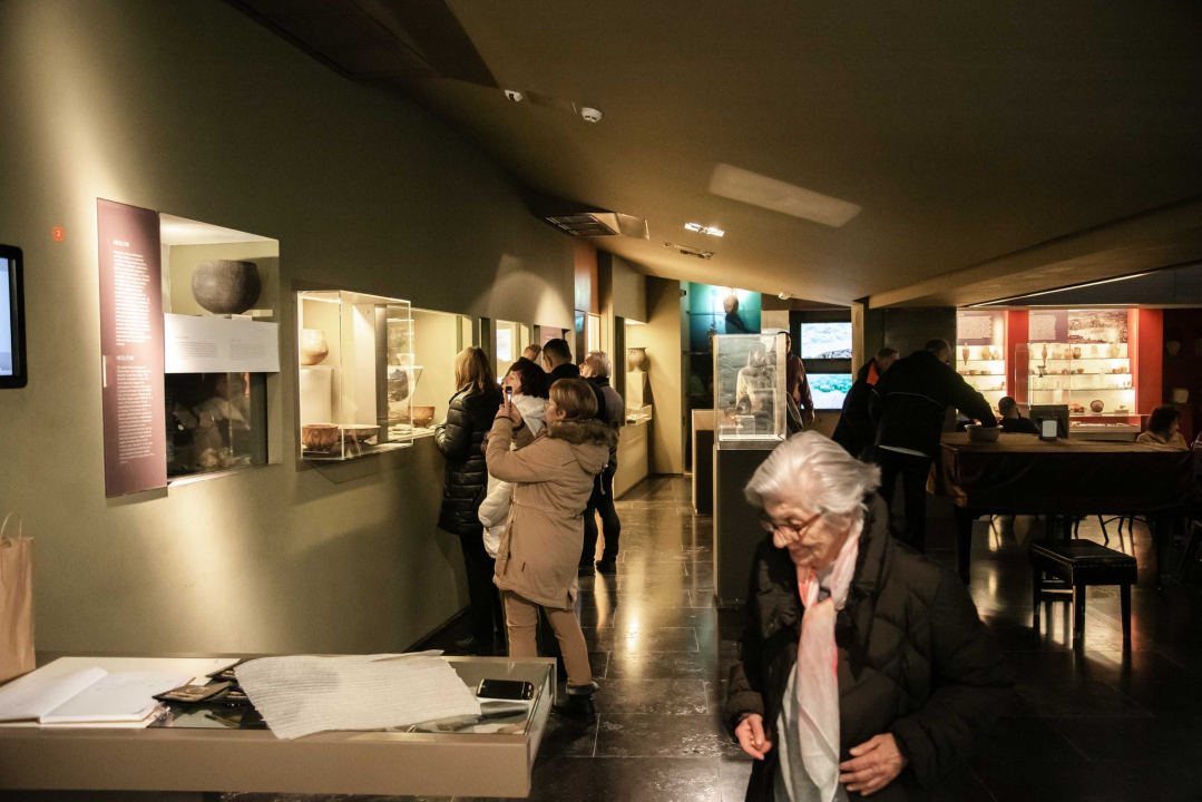 Trčanje, potrage, klape, rock and roll: Noć muzeja u Šibeniku za novu publiku prolazi uz dobar odaziv 