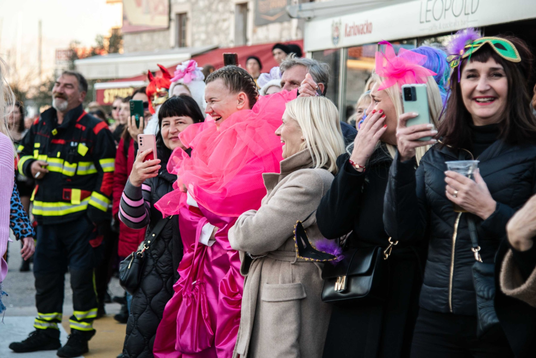  FOTOGALERIJA (2) Aleksandra Prijović nastupila na Murteru, tamo zabrana nije bilo