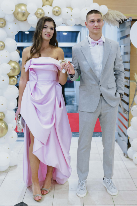 Učenici Medicinske škole Šibenik u večeri koju će pamtiti do kraja života (1. dio)