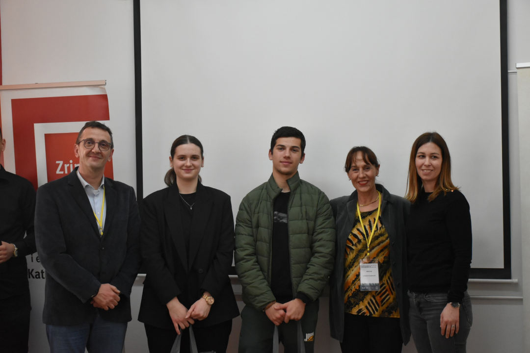 U kninskoj srednjoj školi održano regionalno natjecanje Poslovni izazov 2024. za regiju Jug